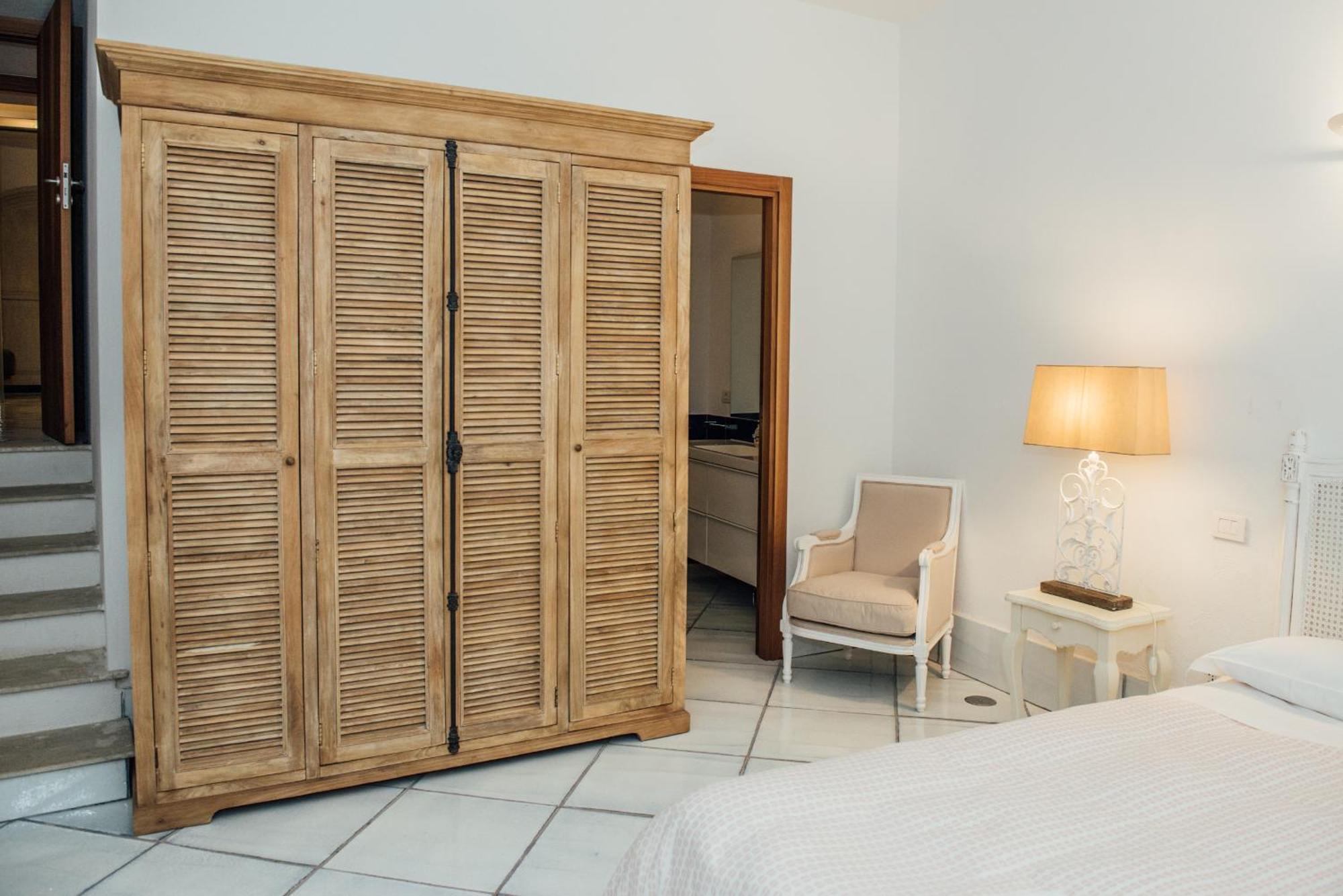 Hotel L' Ambasciata Gaeta Esterno foto