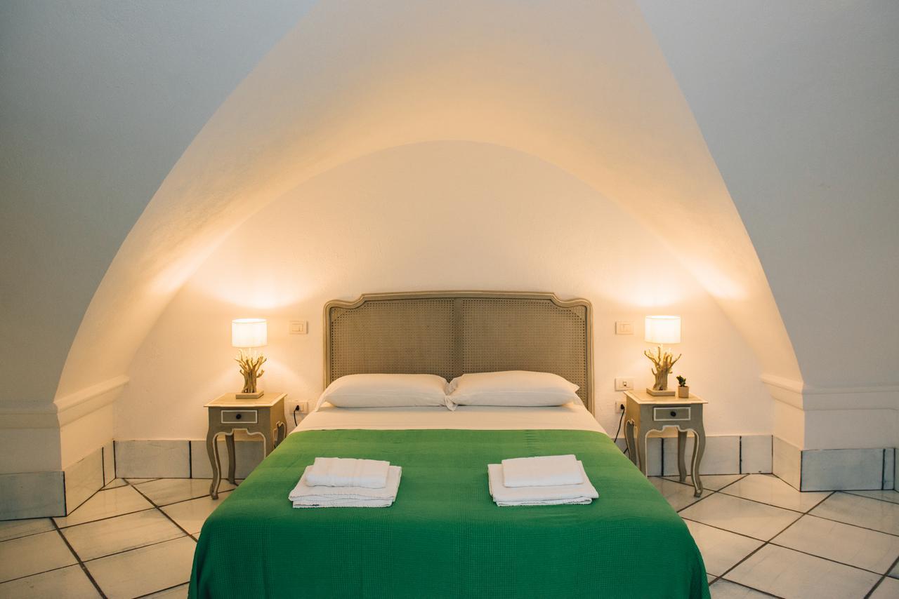 Hotel L' Ambasciata Gaeta Esterno foto